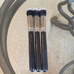MAC~ 3x  130 Short Dual Fiber Brush